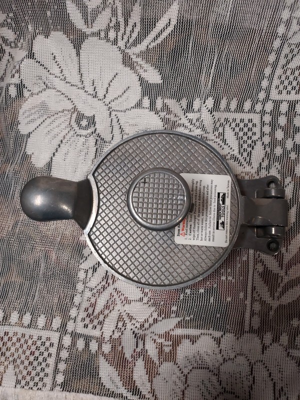 Harbor Freight Hamburger Press Aluminum Adjustable Hinged Lid gallery
