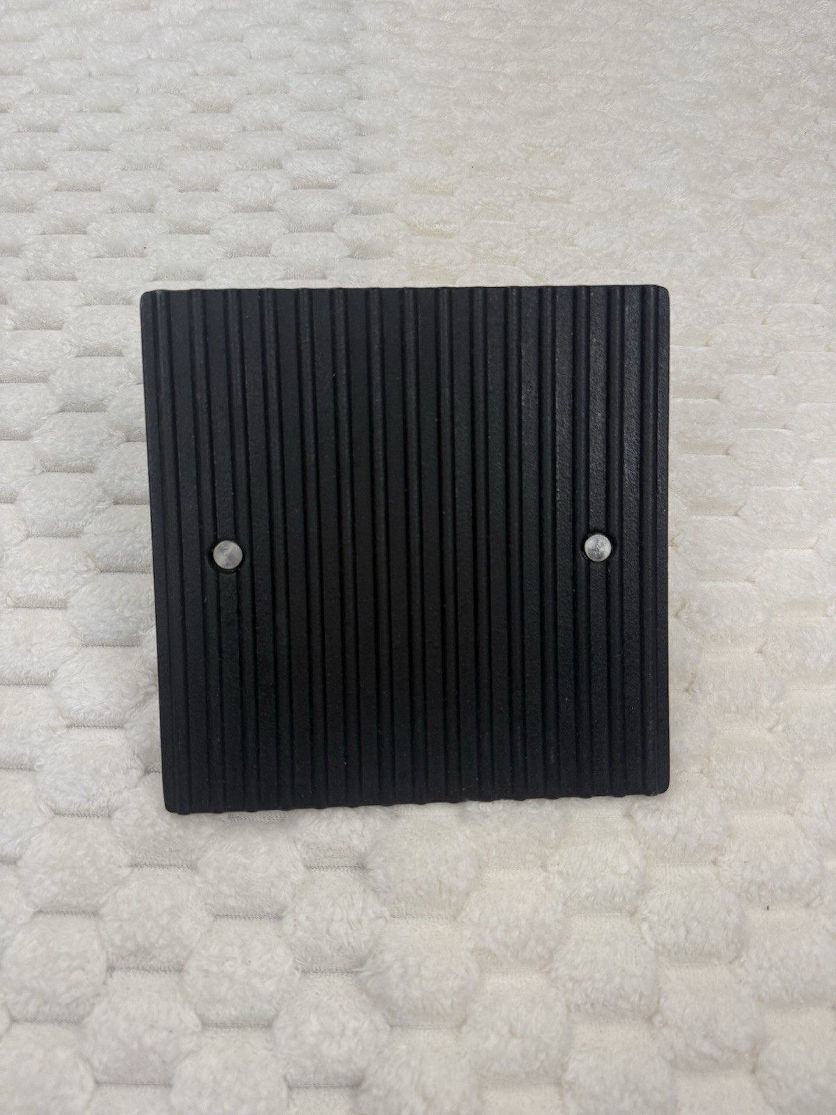 VTG (2006) Pampered Chef Heavy Duty Cast Iron 8 1/2" Square Grill Press #2875 gallery