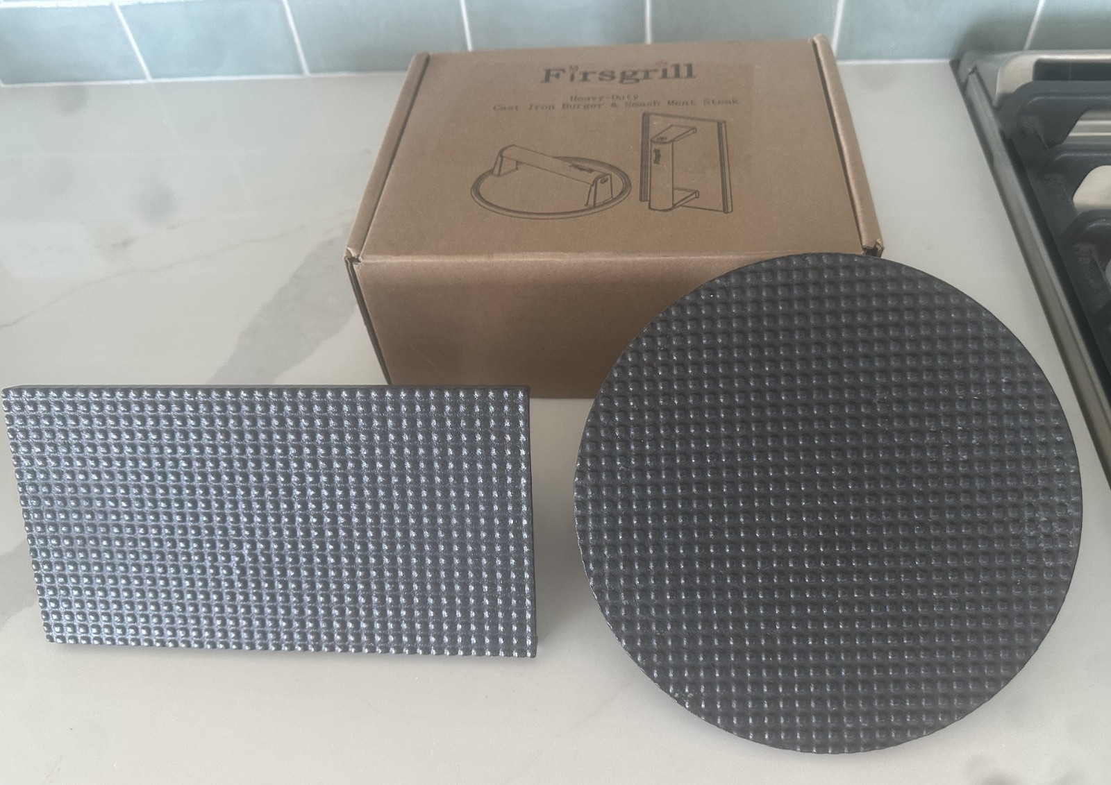Firsgrill Burger Presses. Round Heavy-Duty Cast Iron Smash Meat Steak. New. gallery