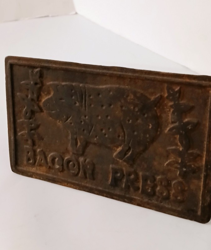 Vintage Bacon Press Very Nice Condition Approximately 7"x4" gallery