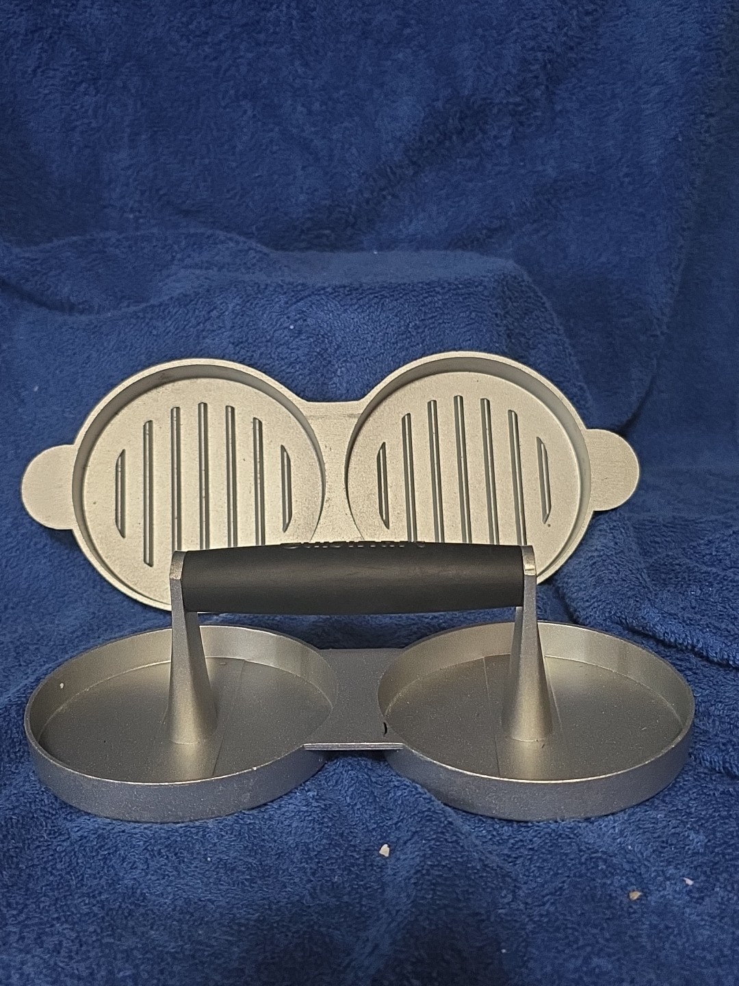 Cuisinart Hamburger Patty Press Non Stick Great Condition! gallery