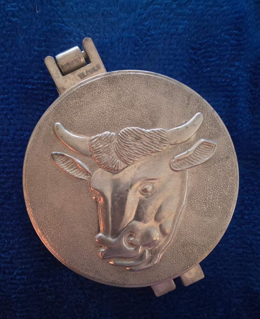#96 VTG Steer Head Cow 3.5” Hamburger Patty Press Aluminum Metal Taiwan gallery