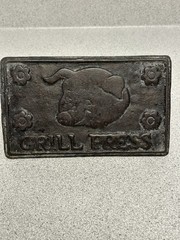 Vintage Cast Iron Grill Bacon Press With Wooden Handle – Pig & Flower