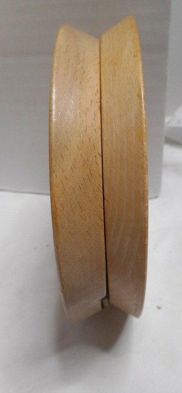 TRANSCO Round Wooden Hamburger Press Roosters Fighting Hinged MCM Japan gallery