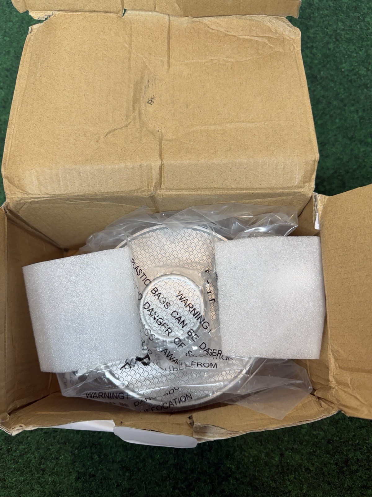 Cuisinart Cast Iron Smashed Burger Press (CISB-111) gallery