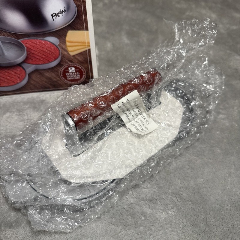Parini Double Non-Stick Burger Press & Cheese Melting Dome 8.75" New Open Box gallery
