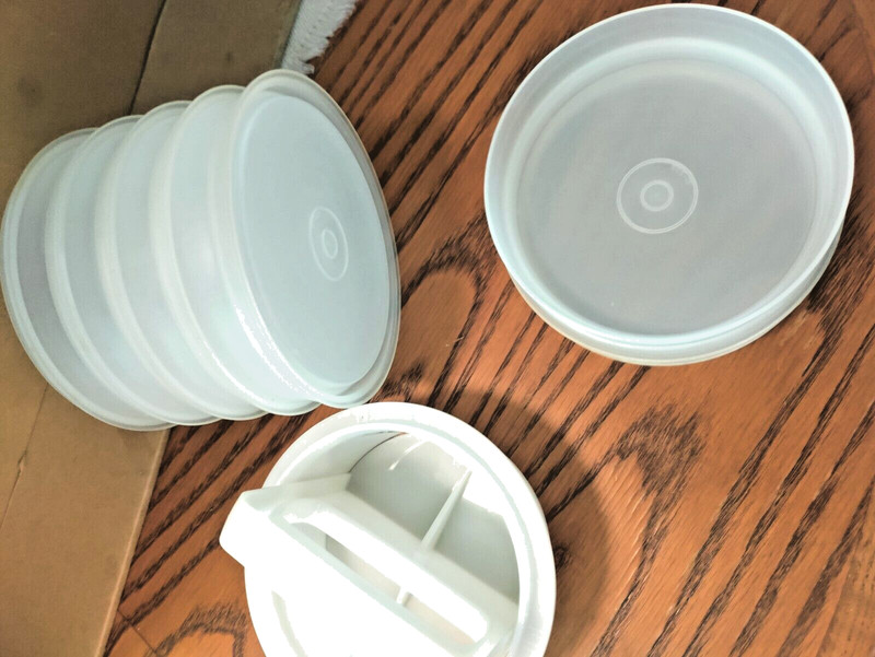 TUPPERWARE 6-QUARTER POUNDER HAMBURGER MOLDS LID, RING AND PRESS 882 gallery