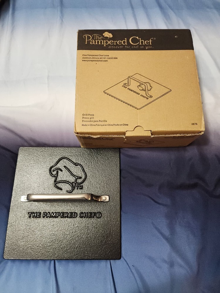 Pampered Chef Grill Press Cast Iron Panini Bacon Burger Press 8.5” Square 2875