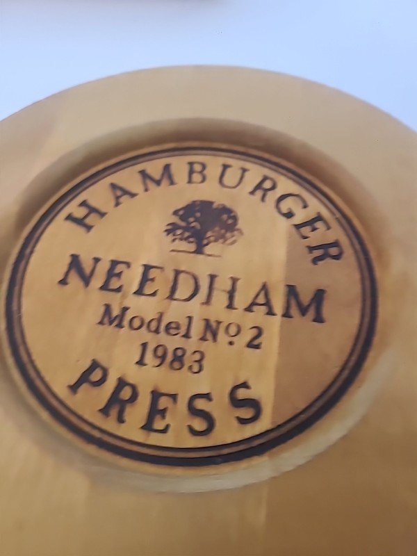 Vintage Needham Model No 2 1983 Wooden Hamburger Press With Original Box/Booklet gallery