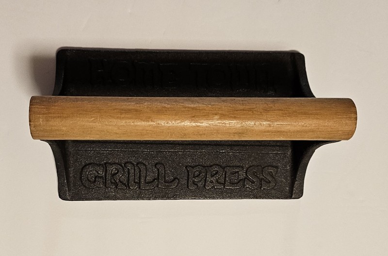 Vintage Cast Iron Home Town Grill Press W/Wooden Handle--SHIPS FREE! gallery