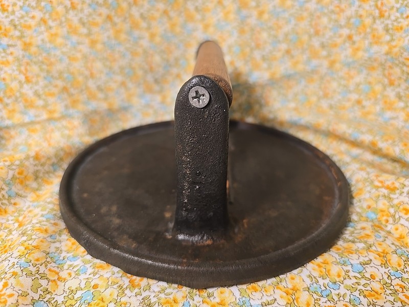 Charcoal Companion Cast Iron Metal Wood Handle Hamburger Burger Press Grill gallery
