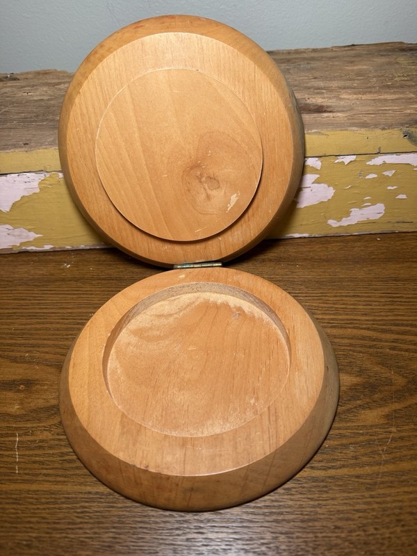 Fighting rooster hamburger press wood wooden round Mid Century cock fight Japan gallery