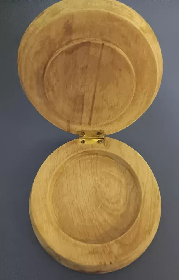 Vintage Wooden Hinged Hamburger Press - Collectible gallery