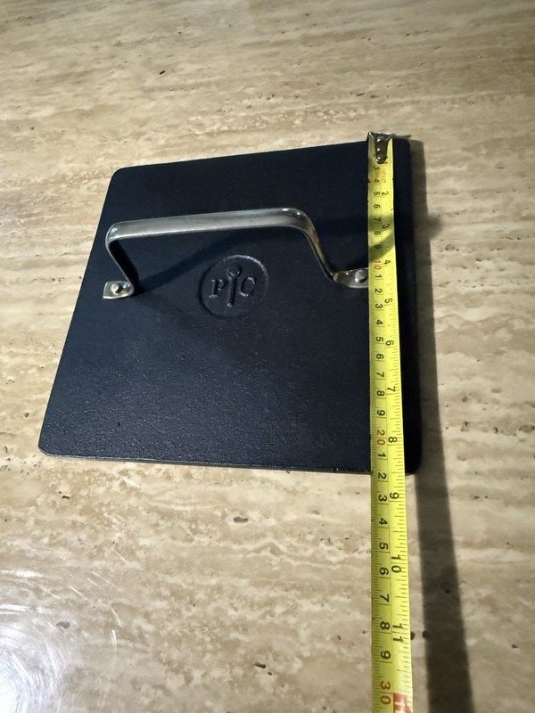 Pampered Chef Cast Iron Grill Press 8 1/2" Square Hamburgers Bacon-PreSeasoned gallery