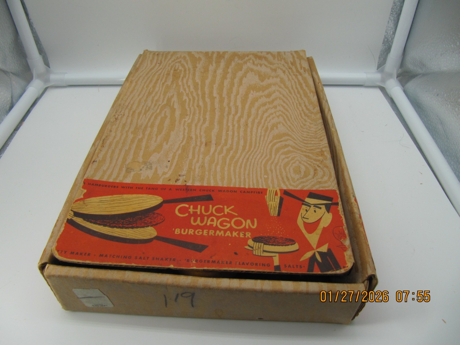 Vintage Chuck Wagon Wood Burger Press Maker Kit with Original Box gallery