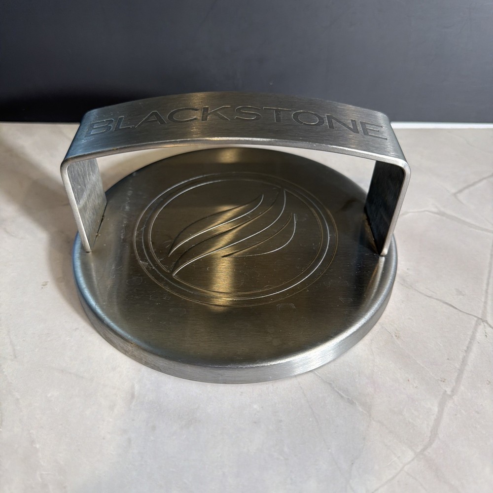 Blackstone Press and Sear Smash Burger Grill Tool 6" Round 3/8" Raised Edge