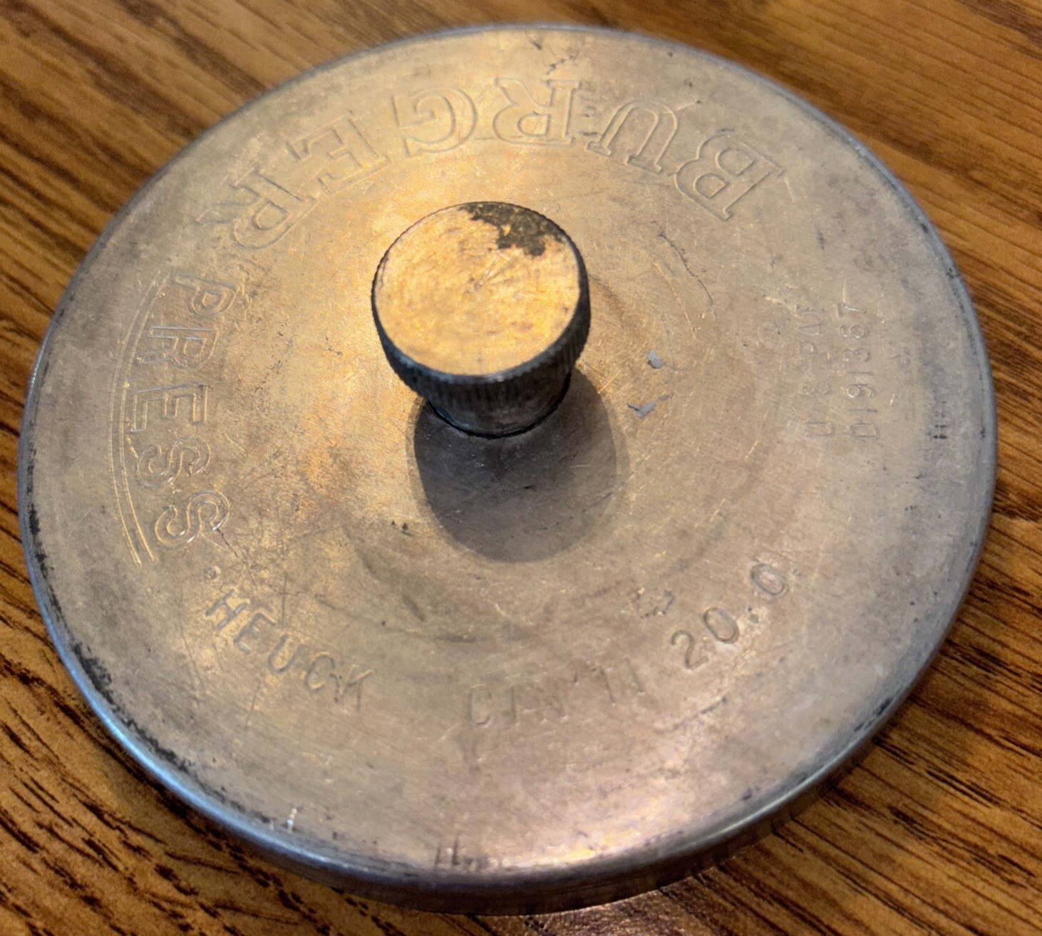 Vintage 1960's Heuck Burger Press Mold Aluminum w/Slide Release Made in USA gallery