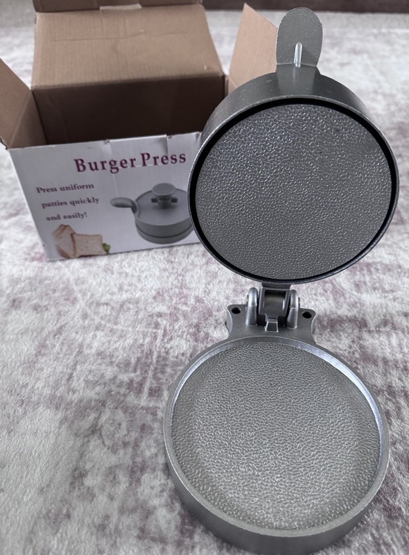 Adjustable Aluminum Burger Press Patty Maker 1/4lb to 3/4lb - Includes Papers gallery