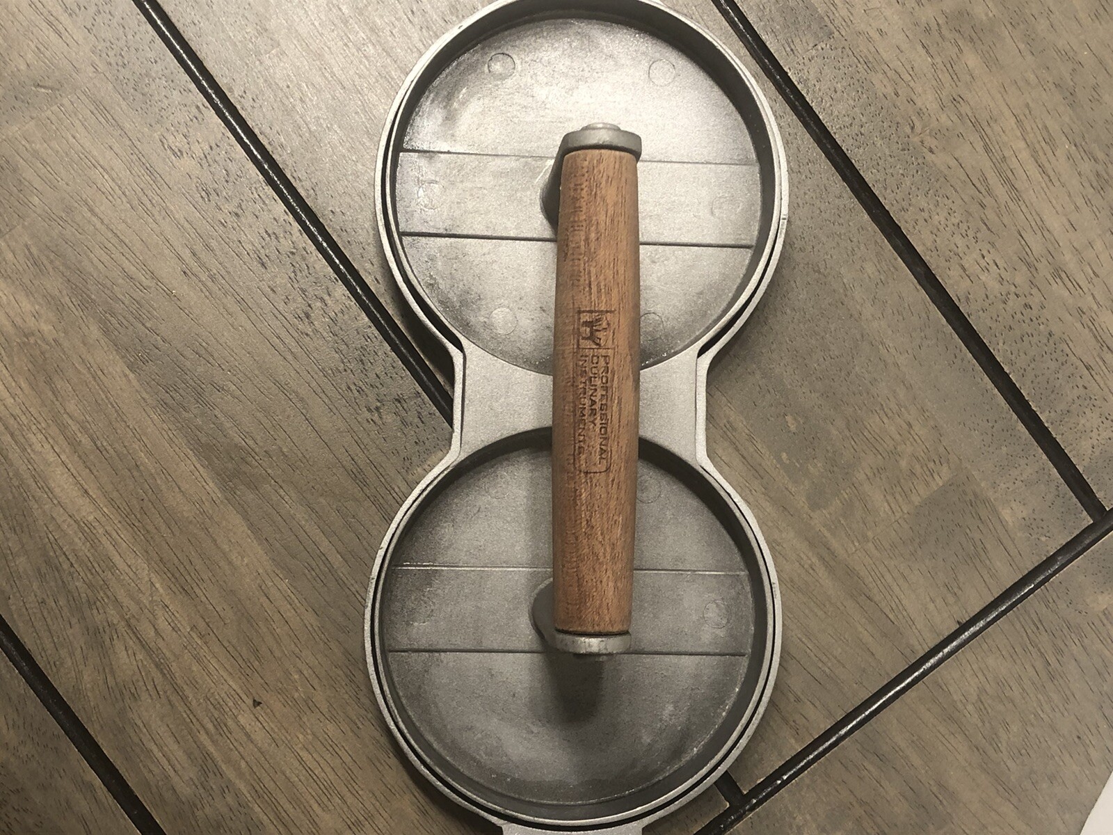 Vintage Double Patty Burger Press Mold Maker With Wooden Handle 4” Patty gallery