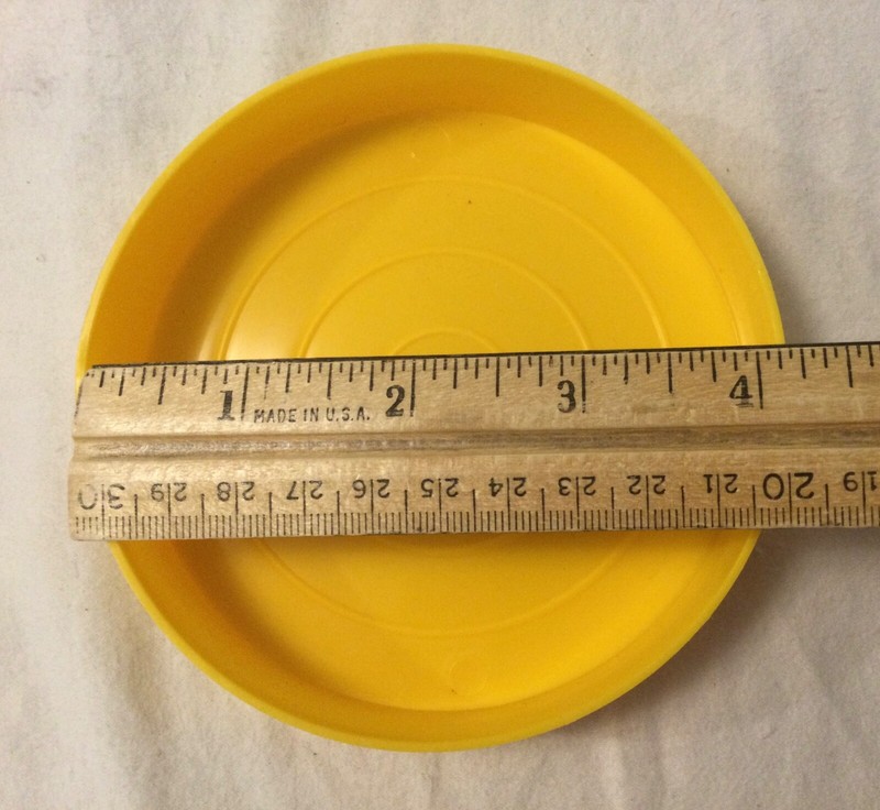 UNBRANDED 4-1/4" PLASTIC ADJUSTABLE HAMBURGER PRESS Yellow & White gallery