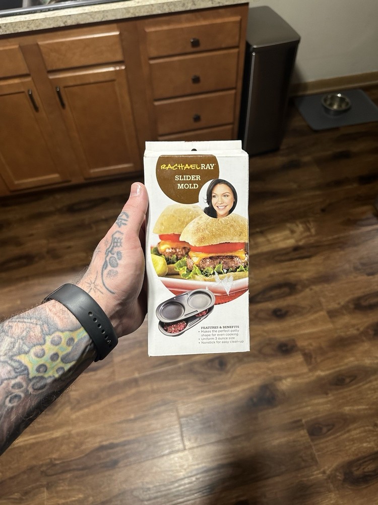 NEW SLIDER MOLD PRESS NON-STICK COATING RACHAEL RAY PERFECT 3 OUNCE PATTYS