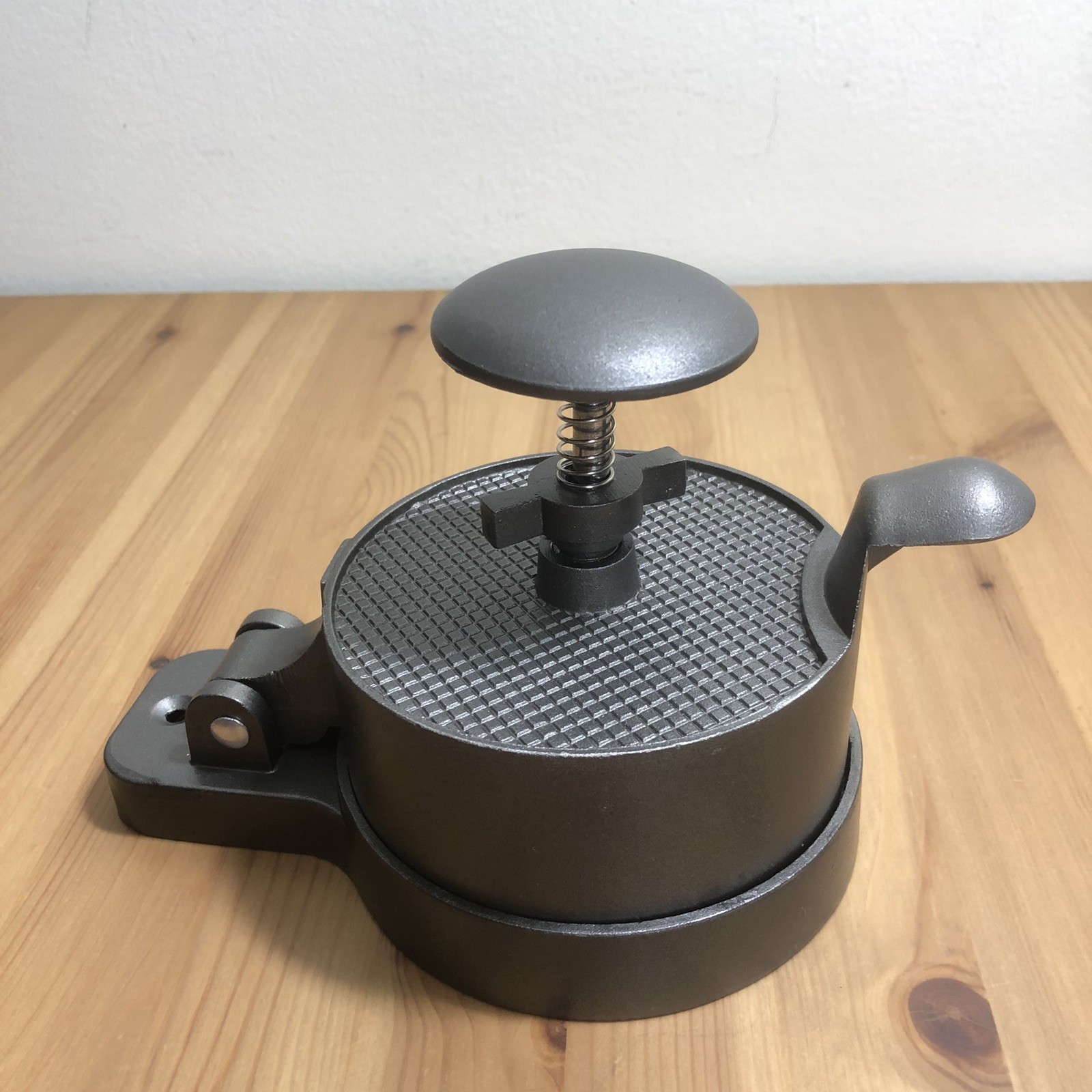 Single Hamburger Press Heavy Duty Cast Aluminum Patty Maker Adjustable Thickness gallery