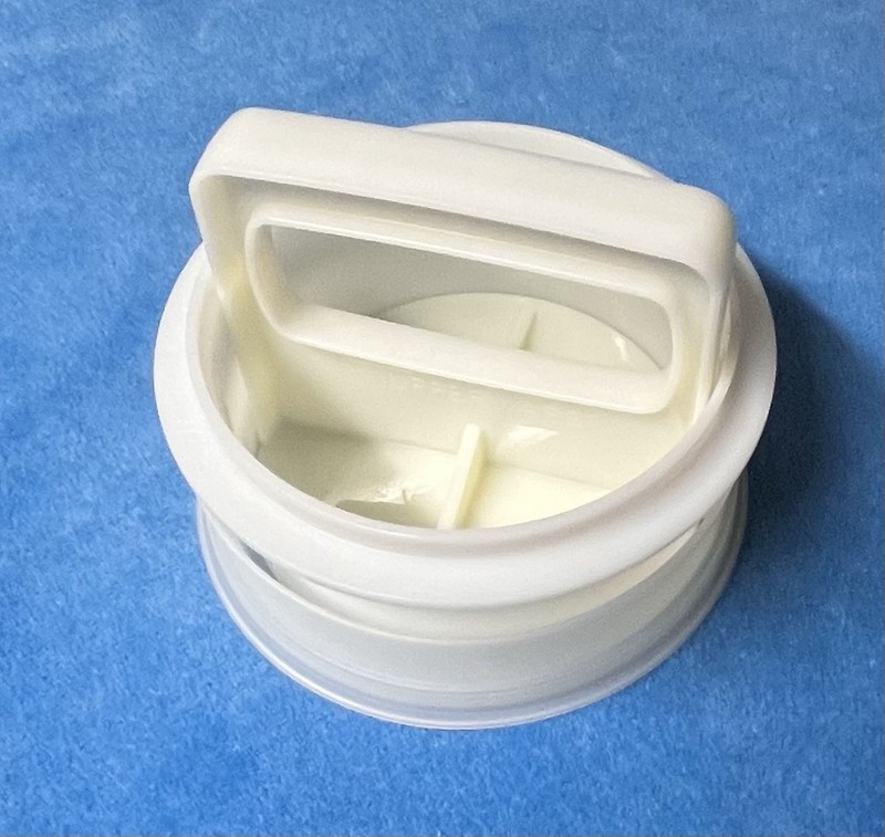 Vintage Tupperware Burger Press & 1 Keeper gallery