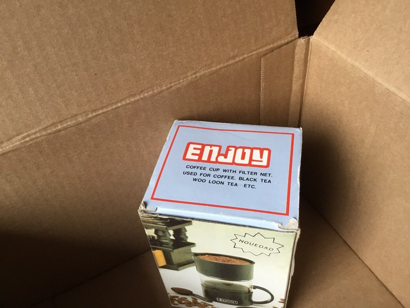 6 KITCHEN GADGETS IN BOXES CHEESE SHREDDER PEROGIE MAKER HAMBURGER PRESS ETC ETC gallery