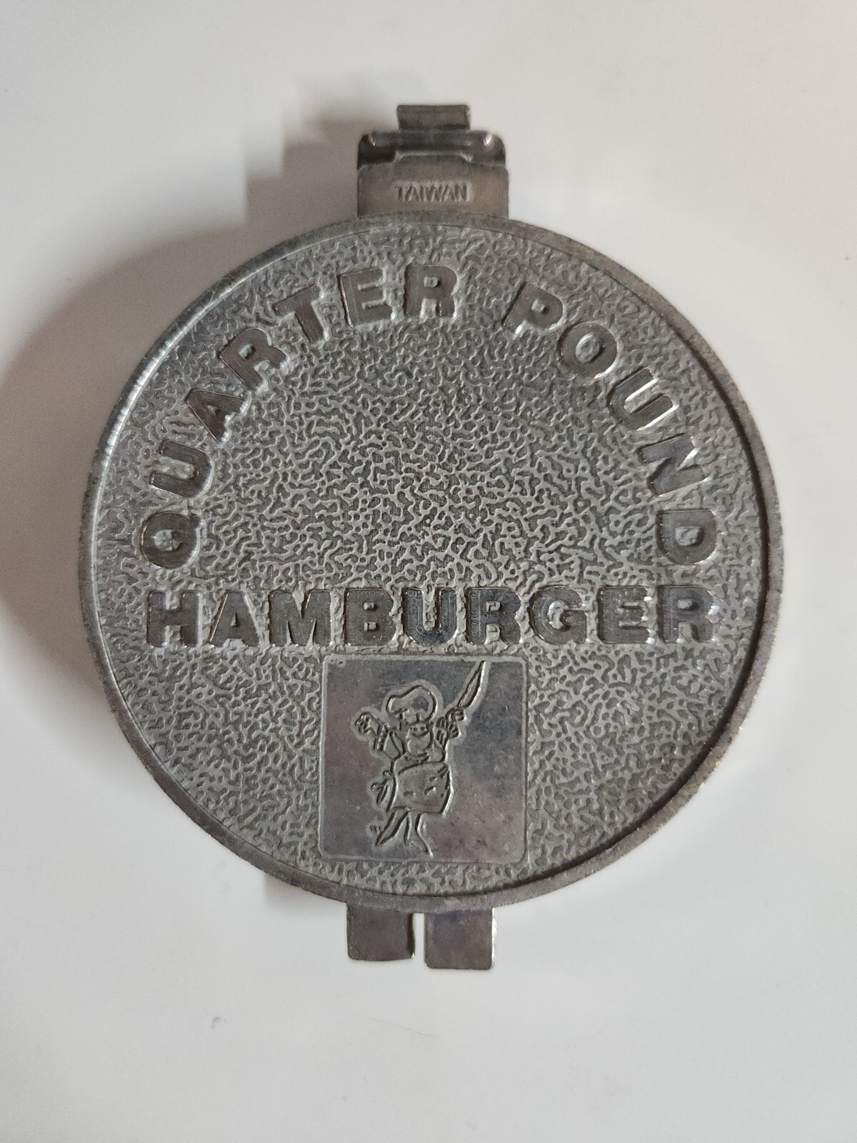 Vintage Aluminum Quarter Pound Hamburger Patties Mold Round Uniform gallery