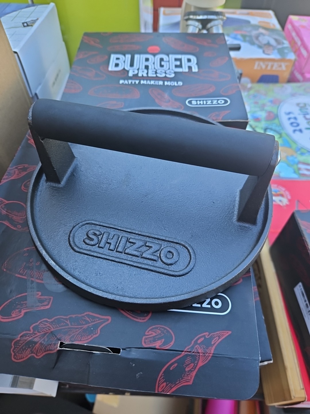 SHIZZO Smash Burger Press Kit 7' Heavy Duty Cast Iron Smasher w/ 50 Patty Papers gallery