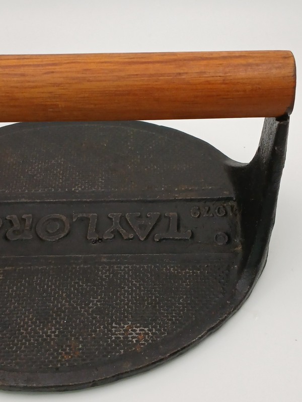 Vintage 1979 Taylor & NG Cast Iron Bull Press W/ Handle Grilling Hamburger Oval gallery