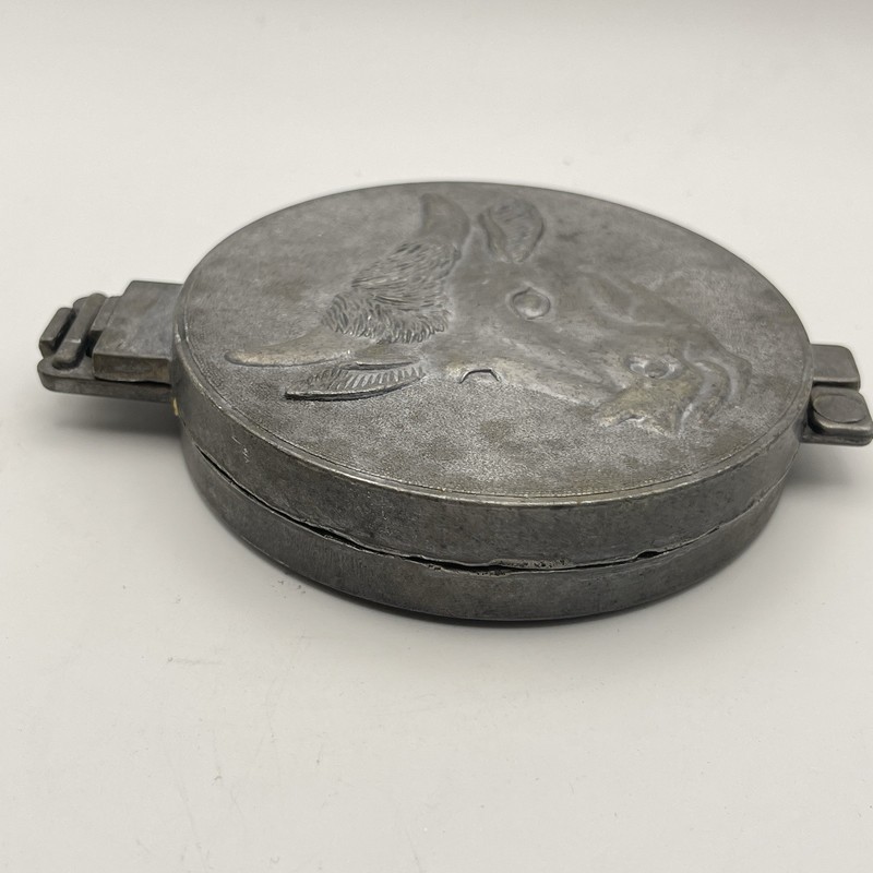 Vintage Farm Decor, Metal Hamburger Patty Press, Cow, Steer, Embossed Design 3.5 gallery
