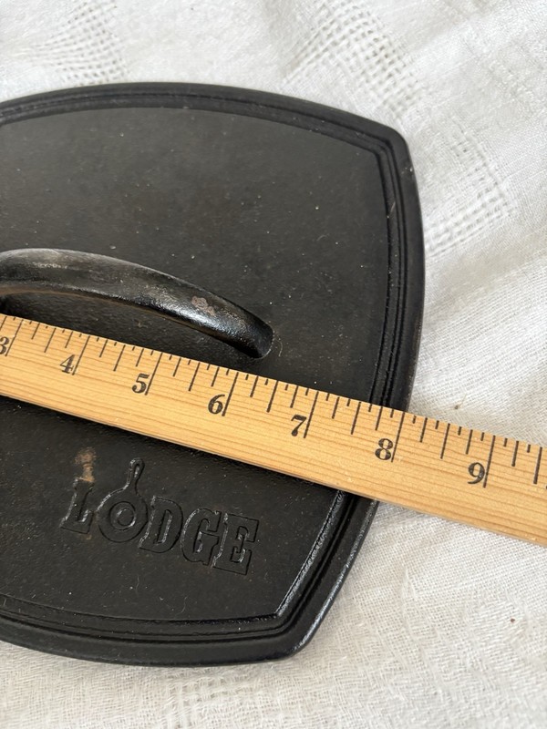 Lodge Cast Iron Panini Press 8”x 8” gallery