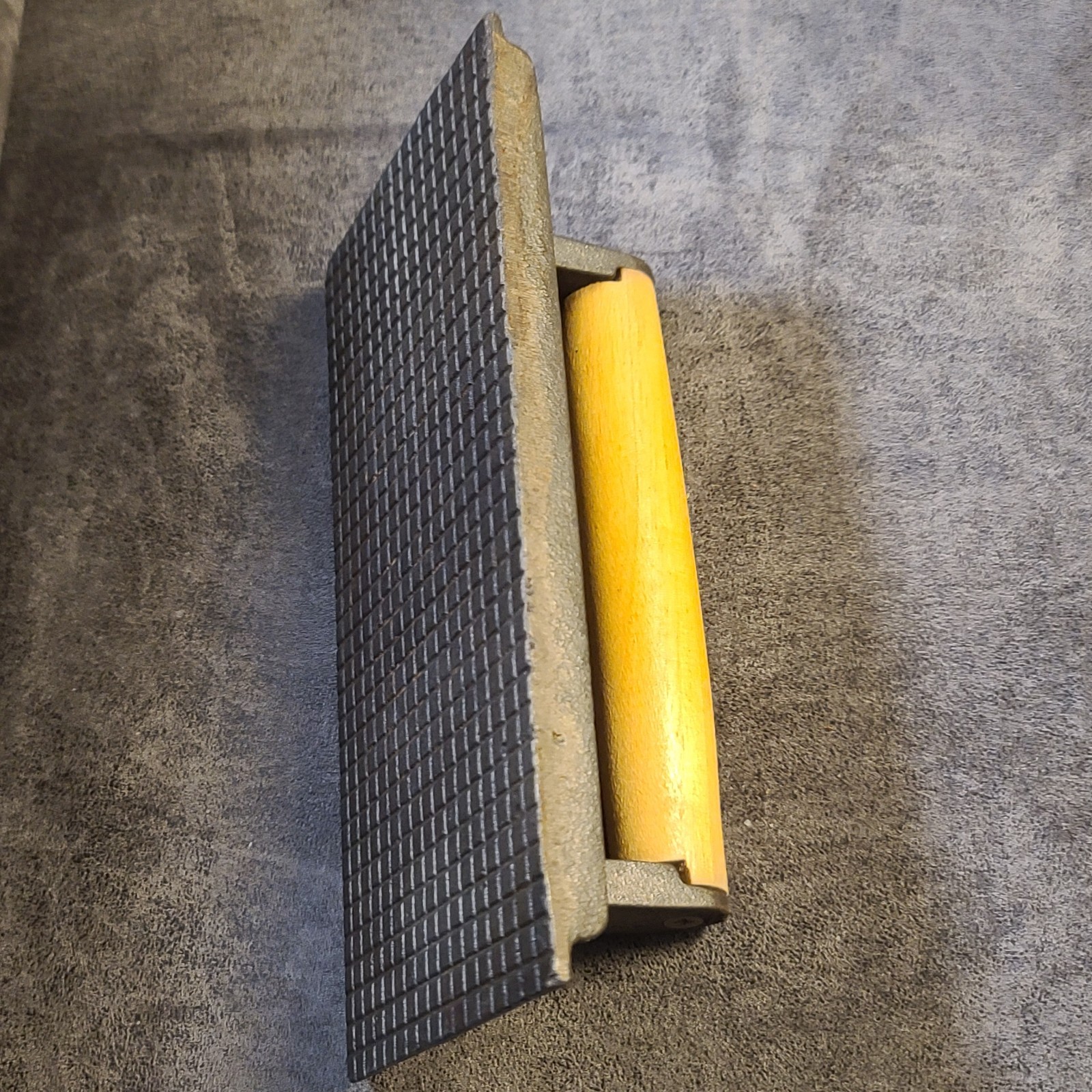 Heavy Cast-Iron Bacon Press Wood Handle 8X4" gallery