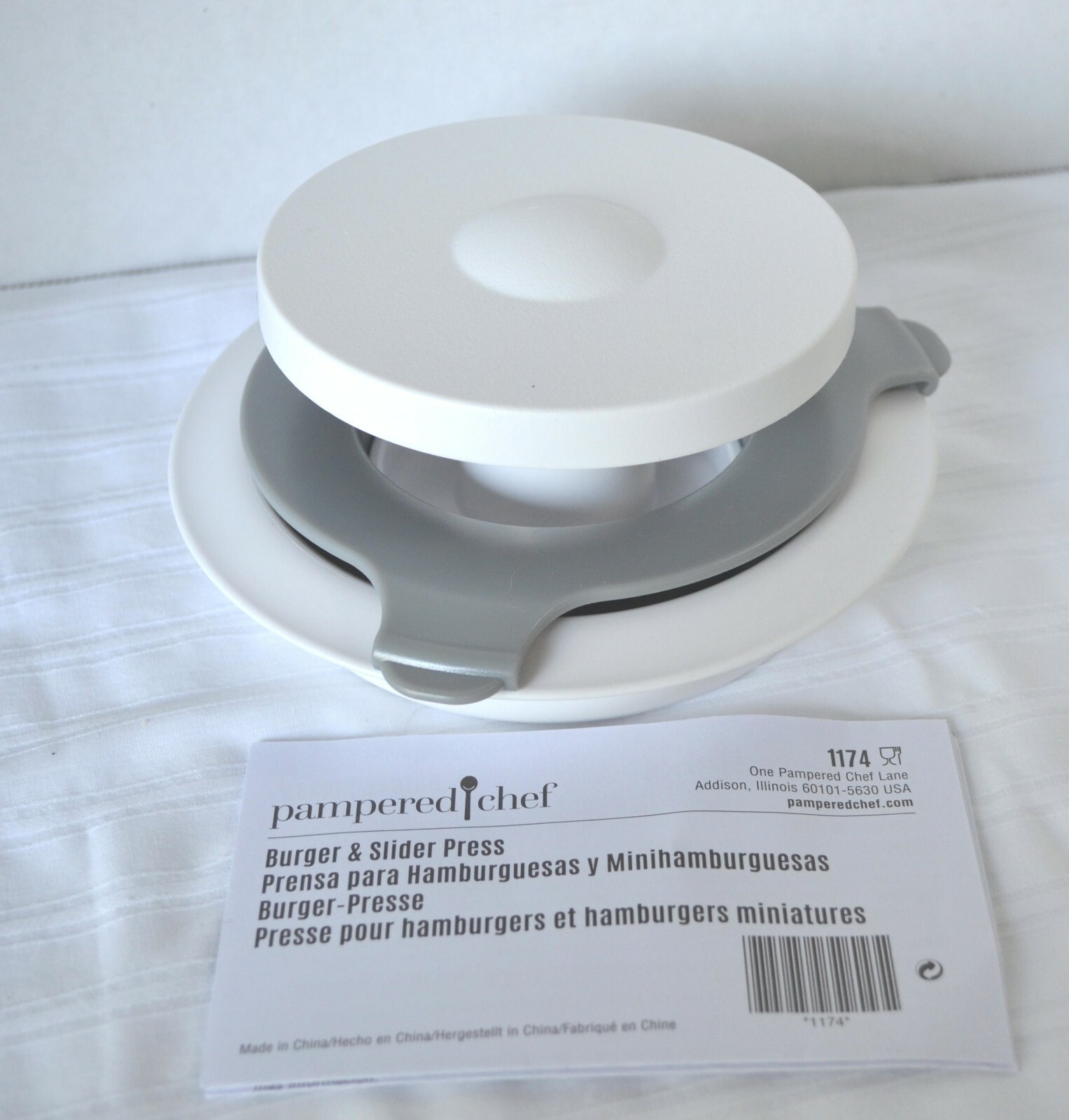 Pampered Chef BURGER & SLIDER PRESS - Makes a Great DAD GIFT - Fun for KIDS too! gallery
