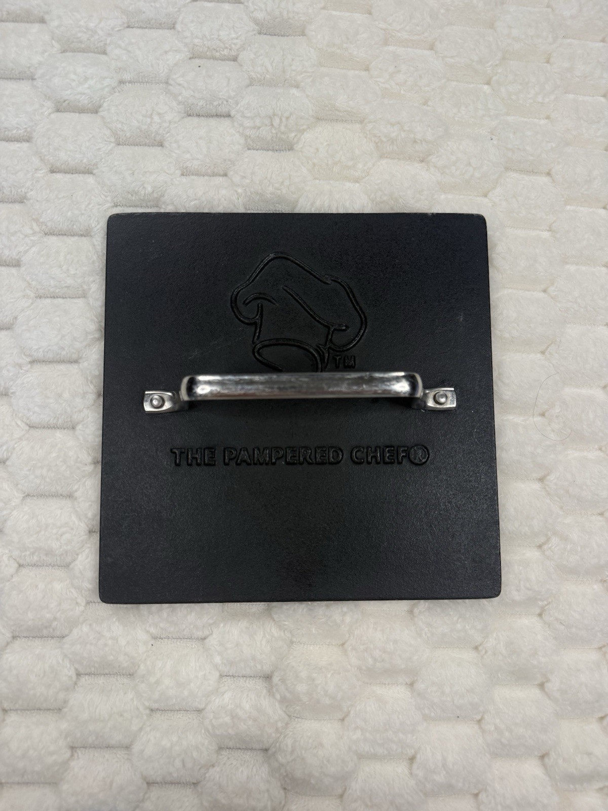 VTG (2006) Pampered Chef Heavy Duty Cast Iron 8 1/2" Square Grill Press #2875 gallery