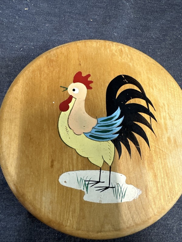 Vintage MCM Hamburger Press Wood Painted Rooster Good Condition 5.5” Diameter gallery