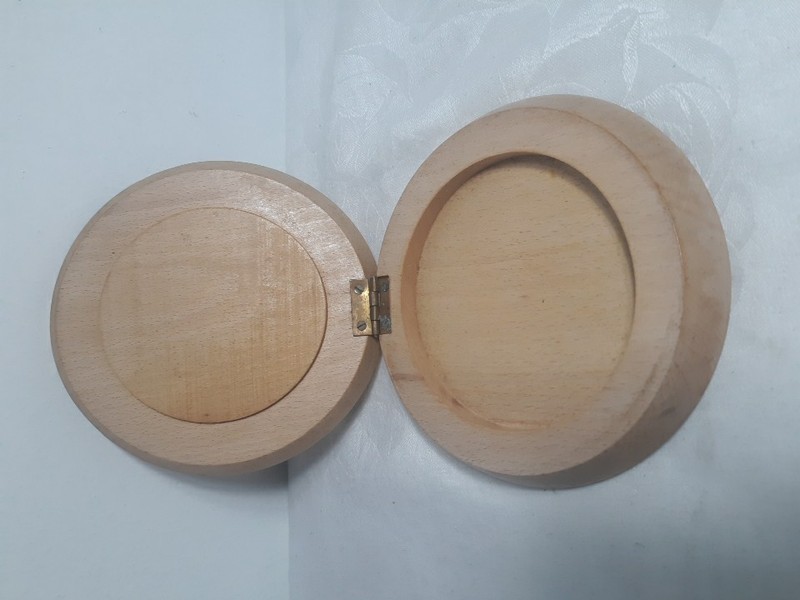 MCM Wooden Hamburger Press Rooster Japan - Excellent Condition. gallery