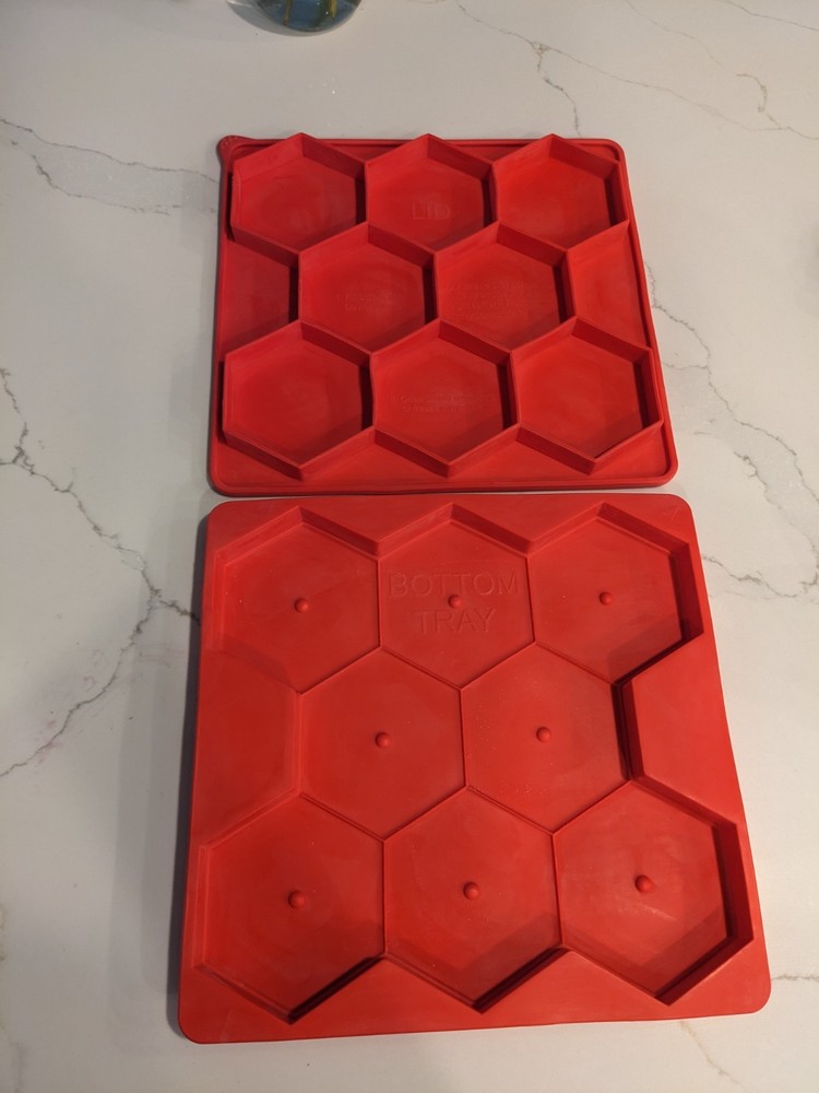 Shape + Store Burger Master 8 IN 1 - Burger Press & Freezer Container Silicone