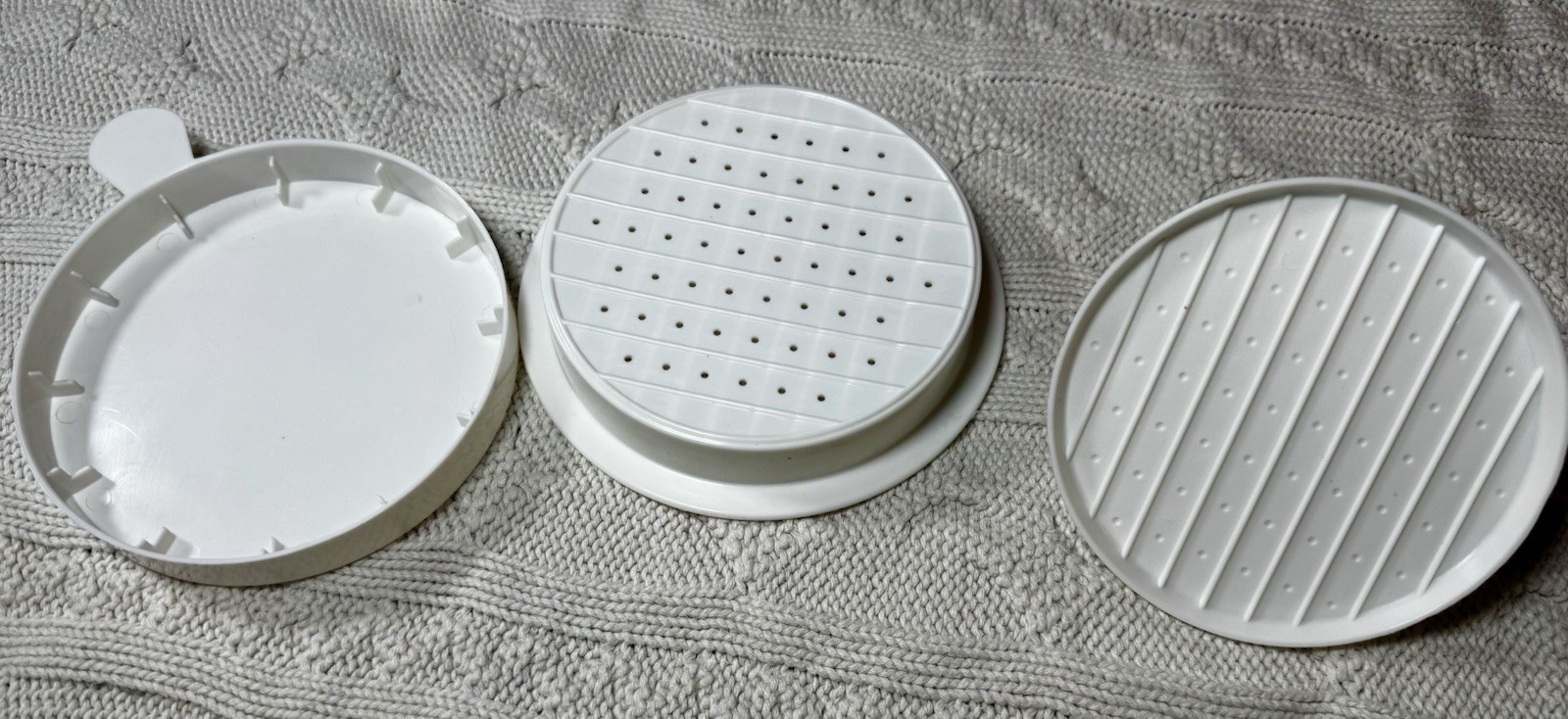 White Plastic Single Non-Stick Burger Press, Large 6 Inch gallery