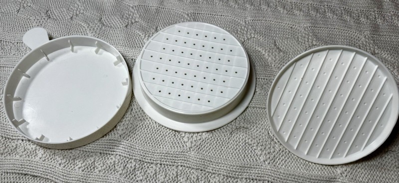 White Plastic Single Non-Stick Burger Press, Large 6 Inch gallery