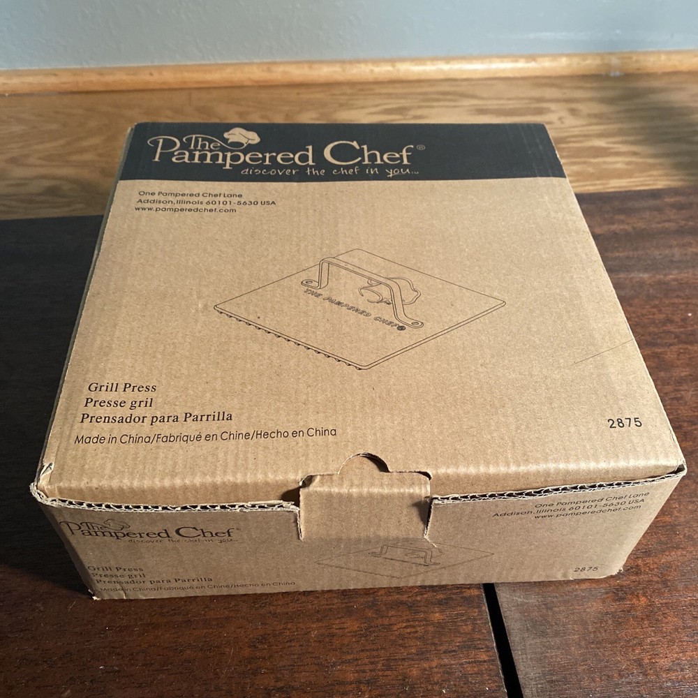 The Pampered Chef NEW in Original Box Grill Press #2875,Burgers/Panini,Cast Iron