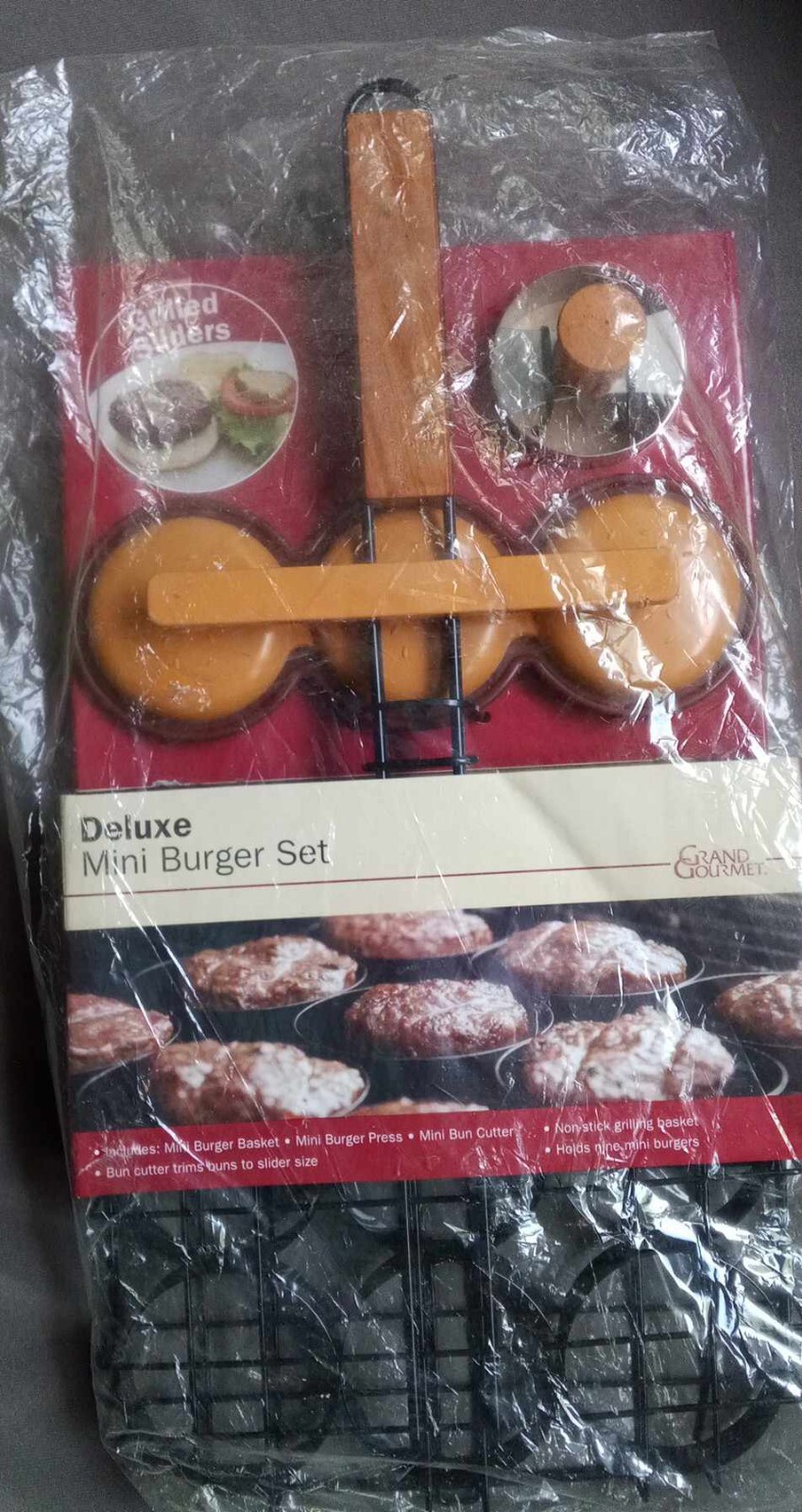 World Market Deluxe Mini Burger Set - NEW gallery