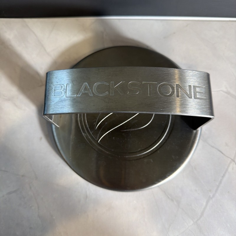 Blackstone Press and Sear Smash Burger Grill Tool 6" Round 3/8" Raised Edge gallery