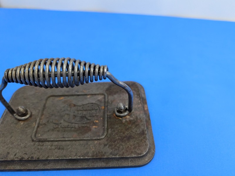 Vintage Cracker Barrel Cast Iron Meat Burger Press Flat Iron OLD LOGO gallery