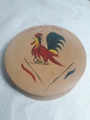 MCM Wooden Hamburger Press Rooster Japan – Excellent Condition.