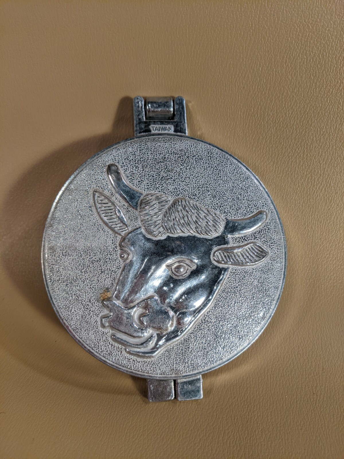 Vintage Farmhouse Cow Metal Hamburger Patty Press Embossed Kitchen Tool gallery