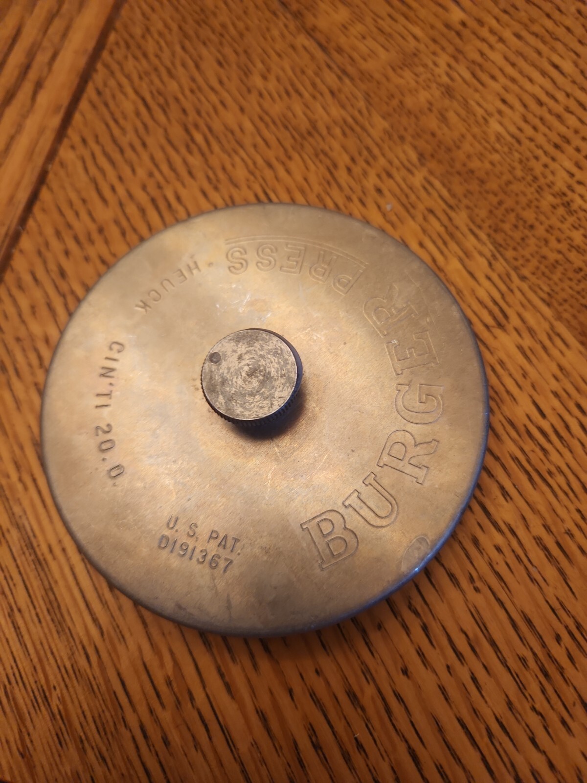 Vintage Burger Press Heuck Cin Ti 20 0 Silver Gray Metal 3.75" gallery