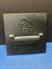 Pampered Chef Cast Iron Grill Press