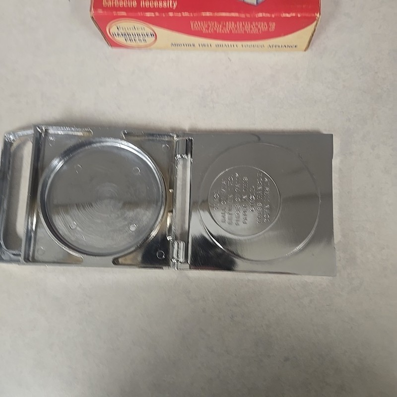 FoodCo Hamburger Press Die Cast Metal Vintage In Box Kitchen Quip gallery